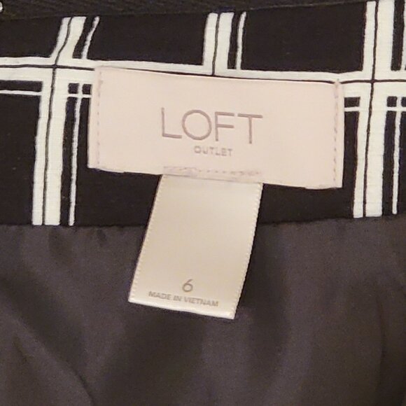 LOFT Outlet Black & White Lined Windowpane A-Line Skirt - 6 - Picture 6 of 7